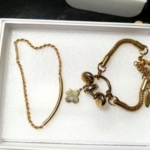 Lot of 2 Bracelets gold color